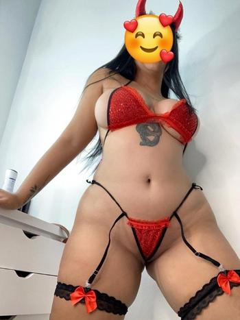 Yenny , 25  female escort, South Jersey