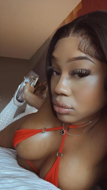 Mercedez, 23  female escort, South Jersey